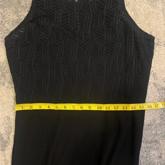 Material Girl Black Sleeveless Maxi Dress with Textured Bodice - Picture 7 of 10